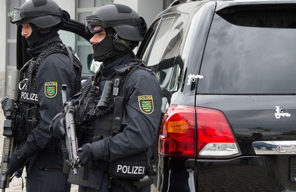 <br />
СМИ: В Германии встревожены ростом правоэкстремистского насилия<br />
