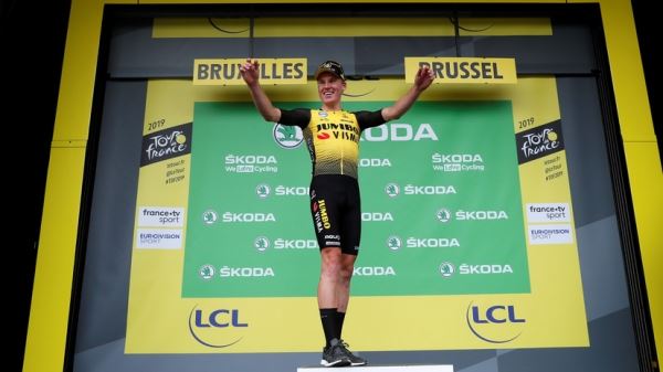 Голландец Тёниссен выиграл первый этап «Тур де Франс»