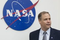   Умер первый руководитель полетов космических миссий NASA Крис Крафт 