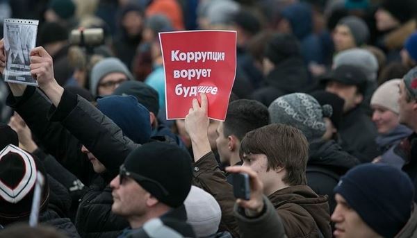 Митинги против власти все масштабней. Терпение кончается